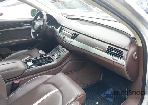 2015 Audi A8 L 4.0T z USA, uszkodzony, nr VIN WAU32AFD5FN008739